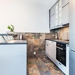 Inpoint Mogilska Tower View Near Tauron Arena Self Check-in *