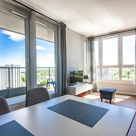 Inpoint Mogilska Tower View Near Tauron Arena Self Check-in דירה