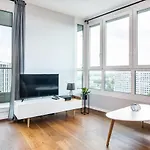 公寓 Inpoint Mogilska Tower View Near Tauron Arena Self Check-in