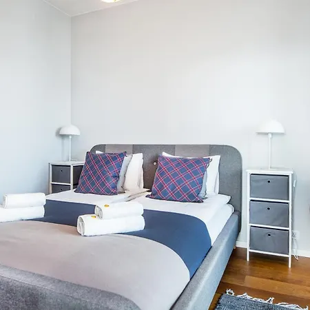 Apartament Inpoint Mogilska Tower View Near Tauron Arena Self Check-in *