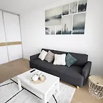 Inpoint Mogilska Tower View Near Tauron Arena Self Check-in *